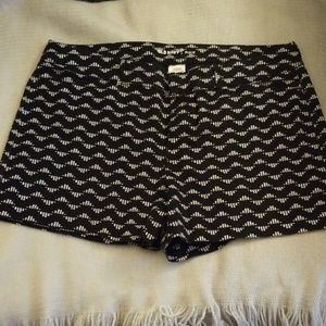 She wears short shorts....